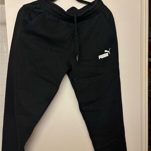 Puma men’s  Black Logo Jogger Sweatpants